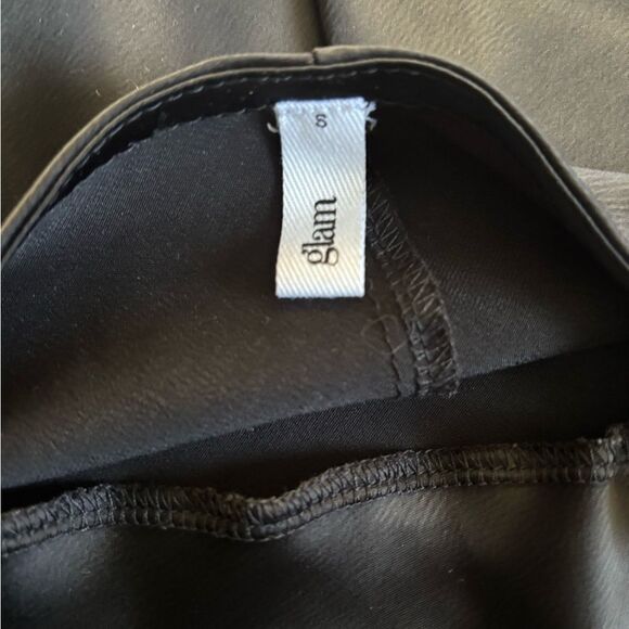 Glam woman’s used spaghetti top - Picture 3 of 4